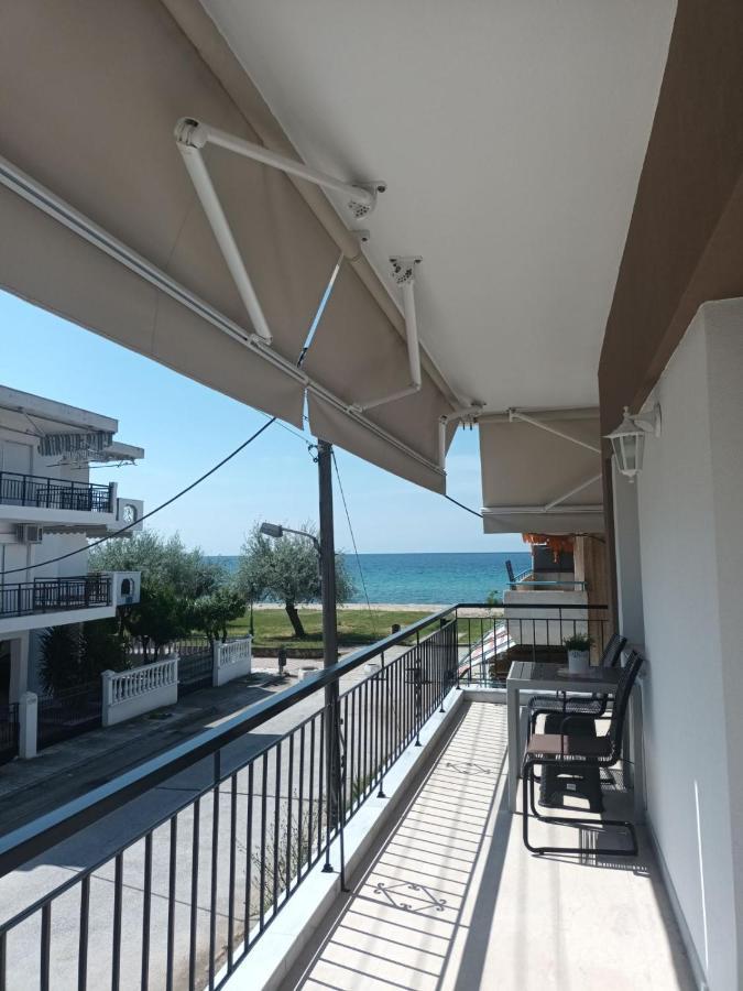 Antonis Apartment Paralia Dionysiou Exteriör bild